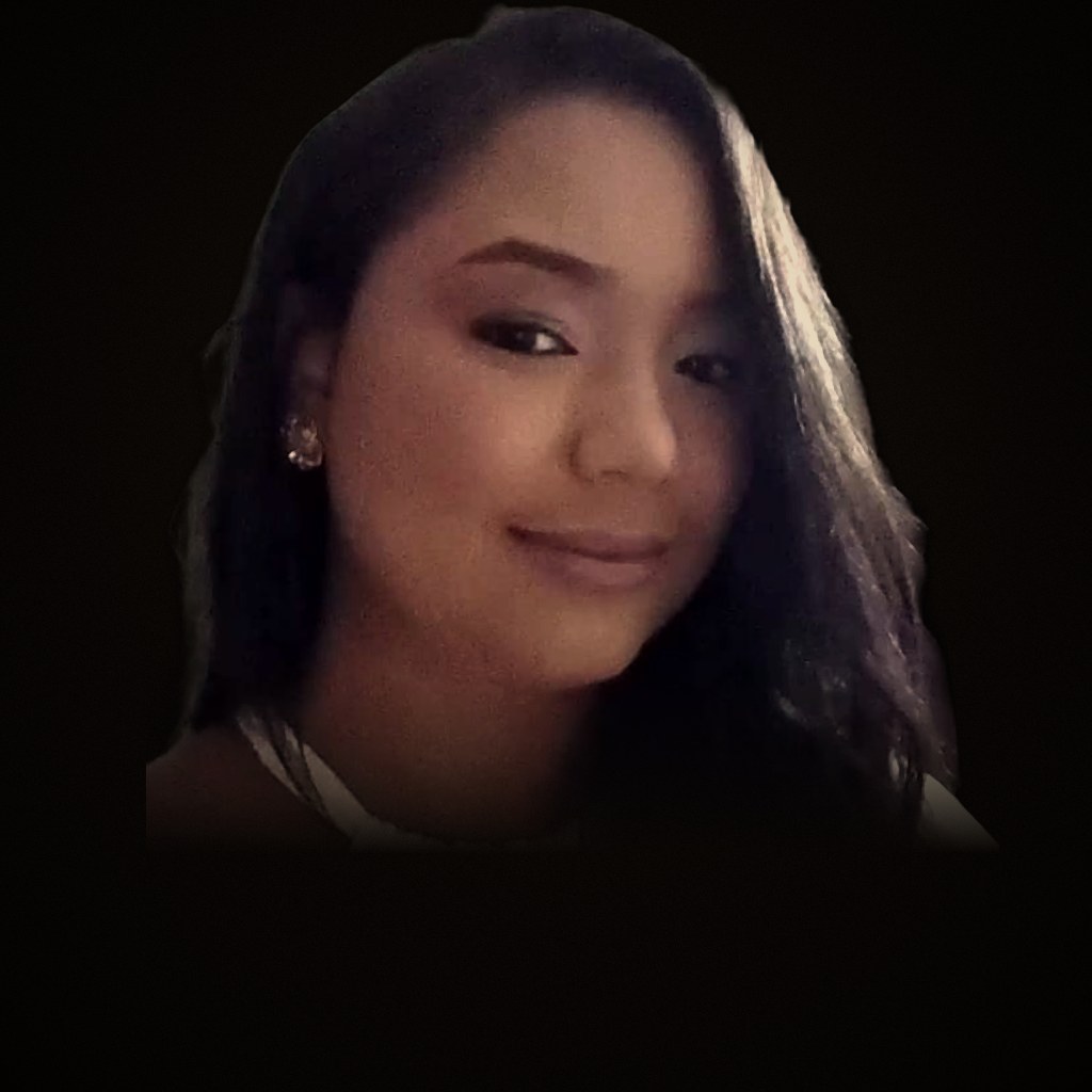 Nataniele Moura, sócia